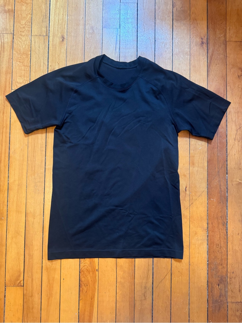 men’s lululemon top